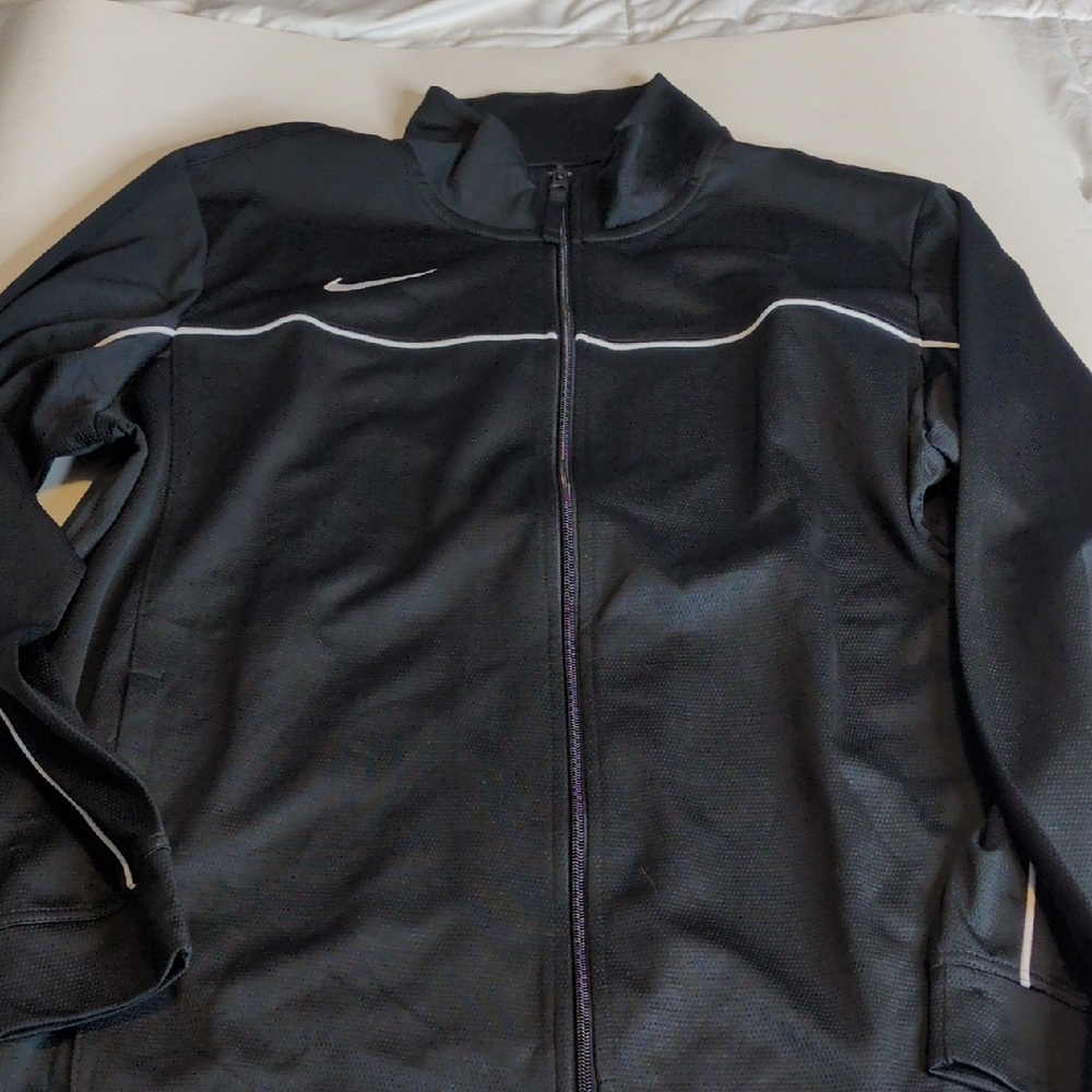 Nike Mens Active Zip front Jacket XL Black